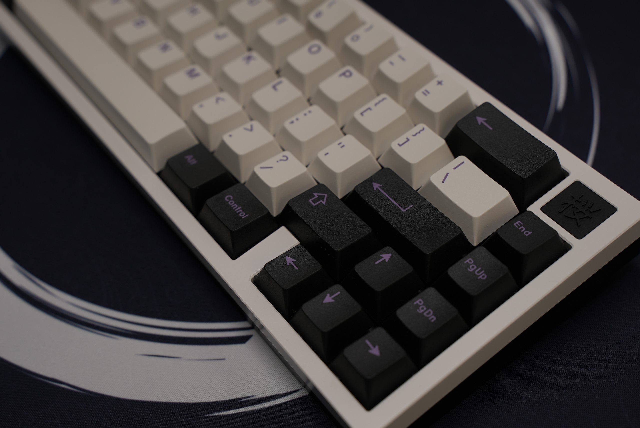 Fuji 65v2 Swirl Keyboard - Star Trooper