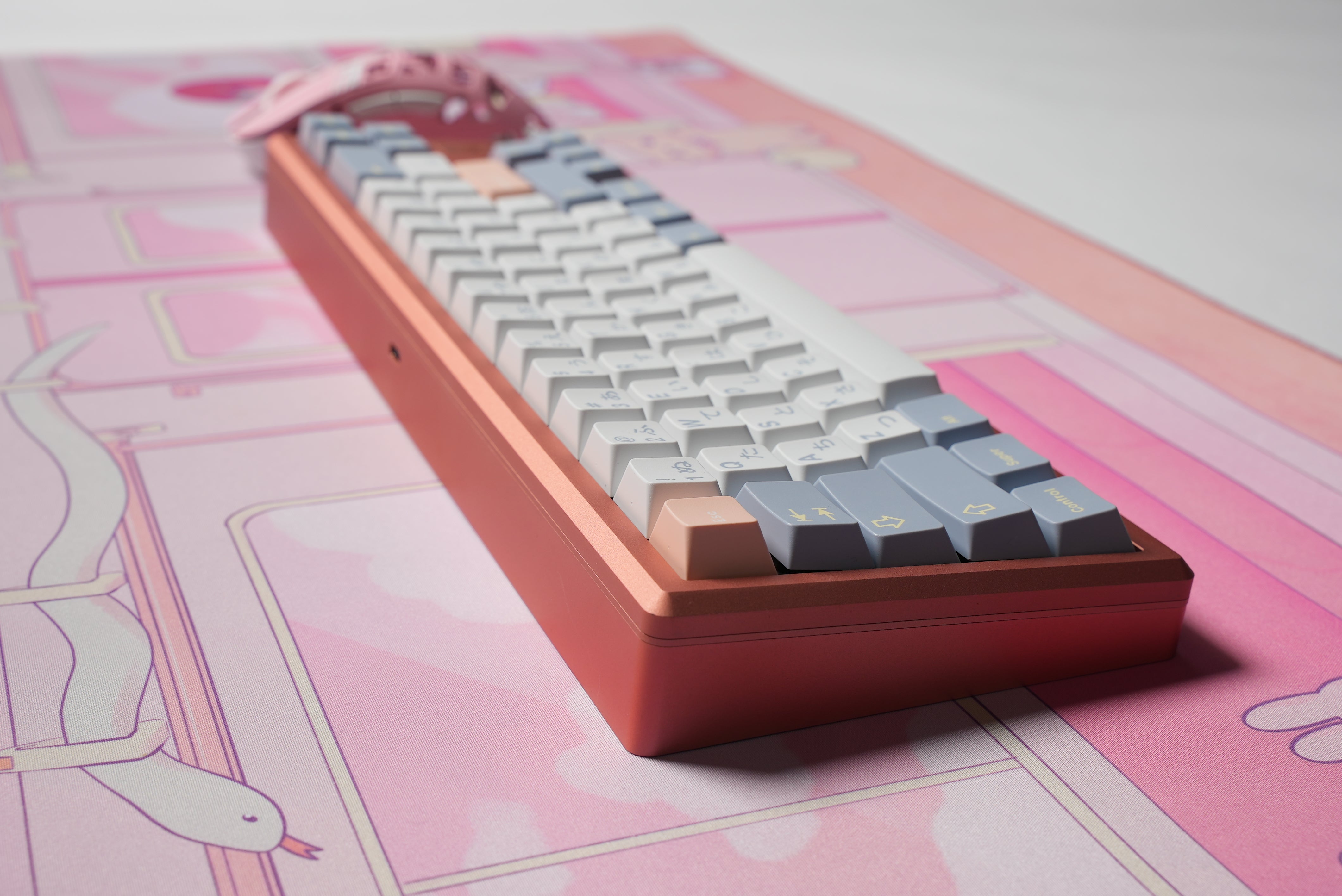 Saka 68 Mechanical Keyboard - Pink