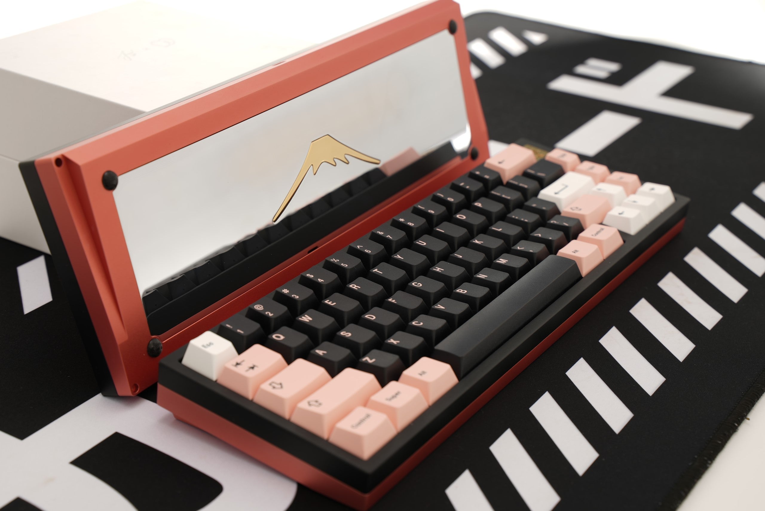 Fuji 65v2 Swirl Keyboard - PINKBLACK