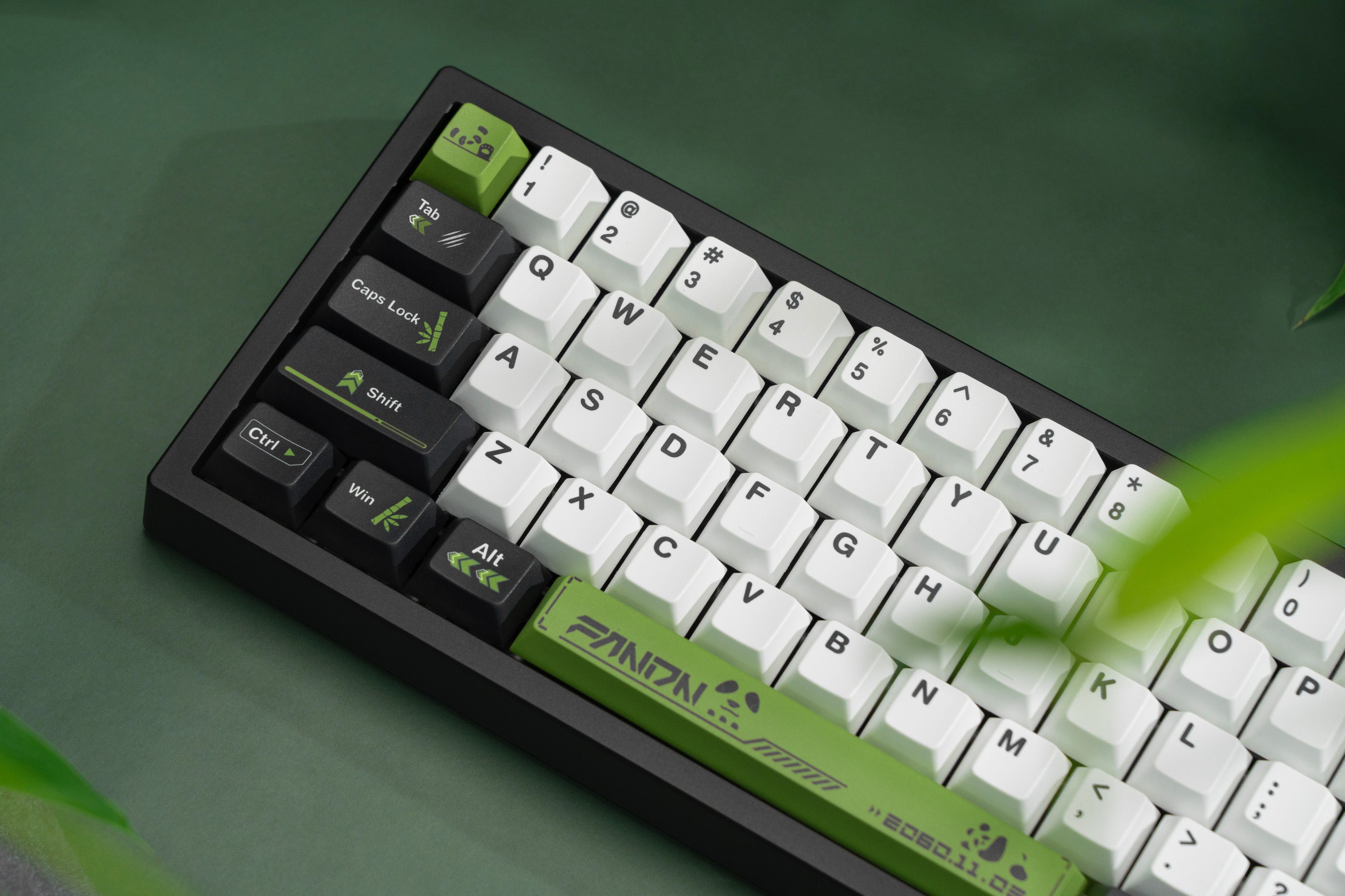 Zoom65 V3 Keyboard - Panda Special Edition [Group Buy]