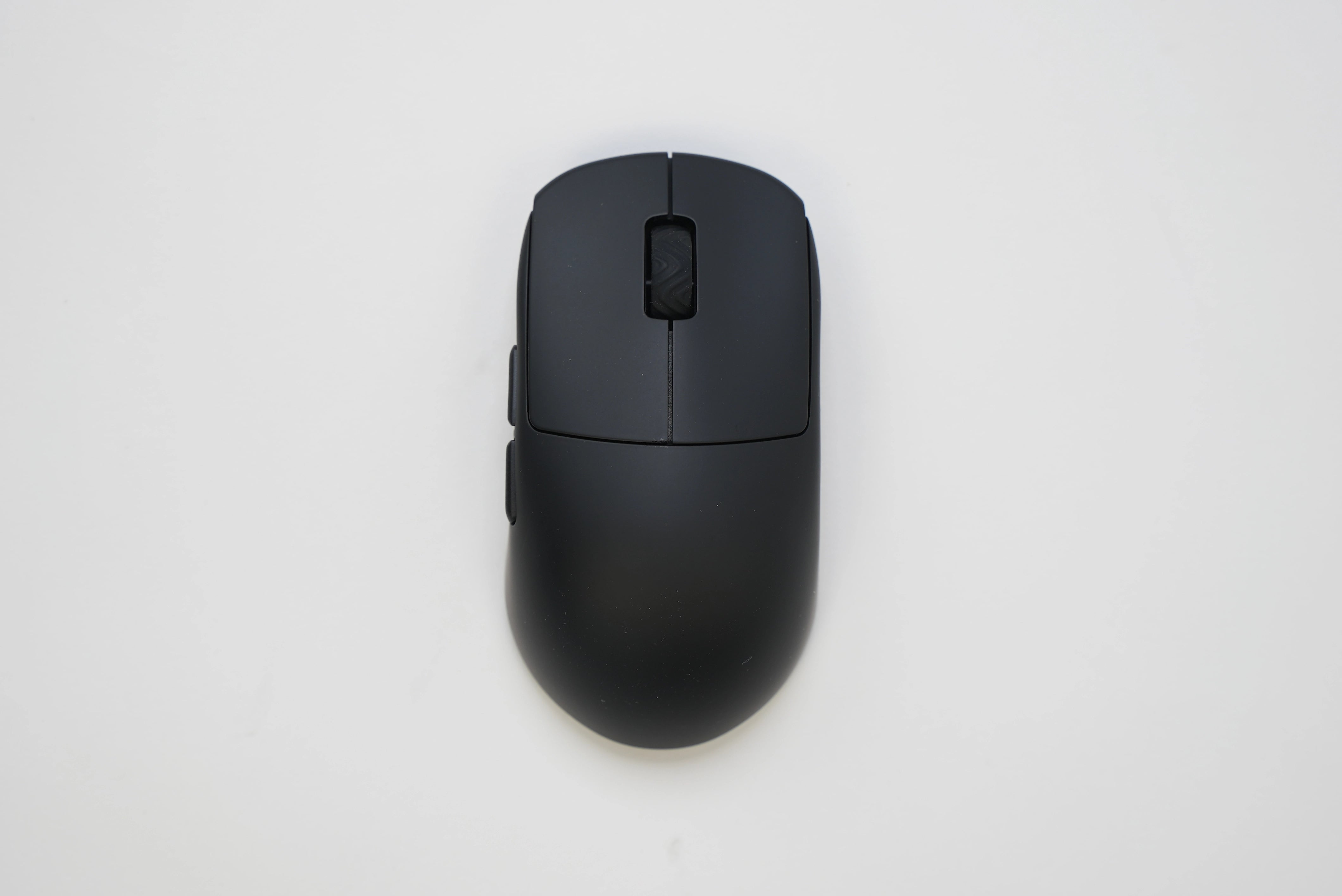 Scyrox V8 Wireless Mouse