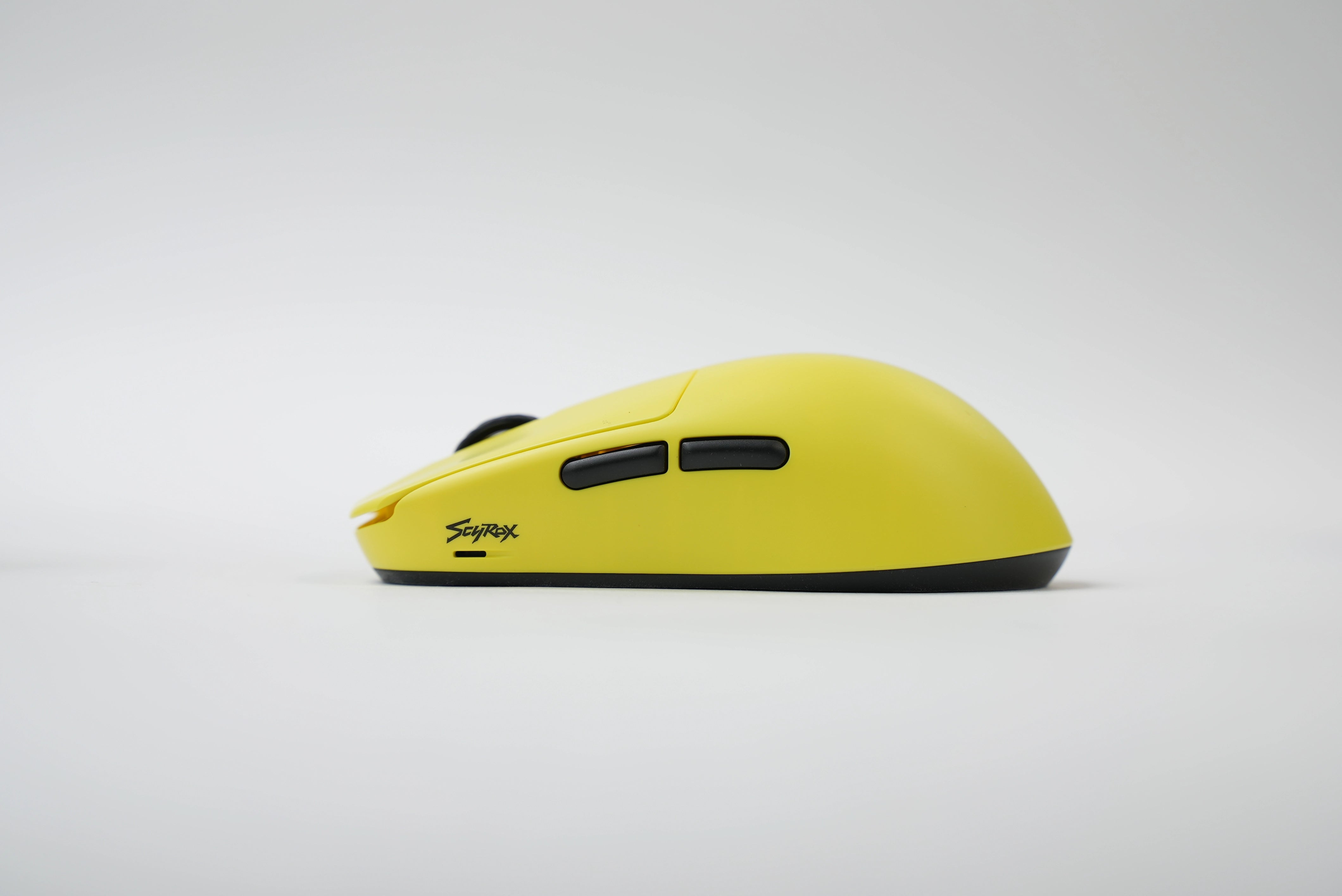 Scyrox V8 Wireless Mouse