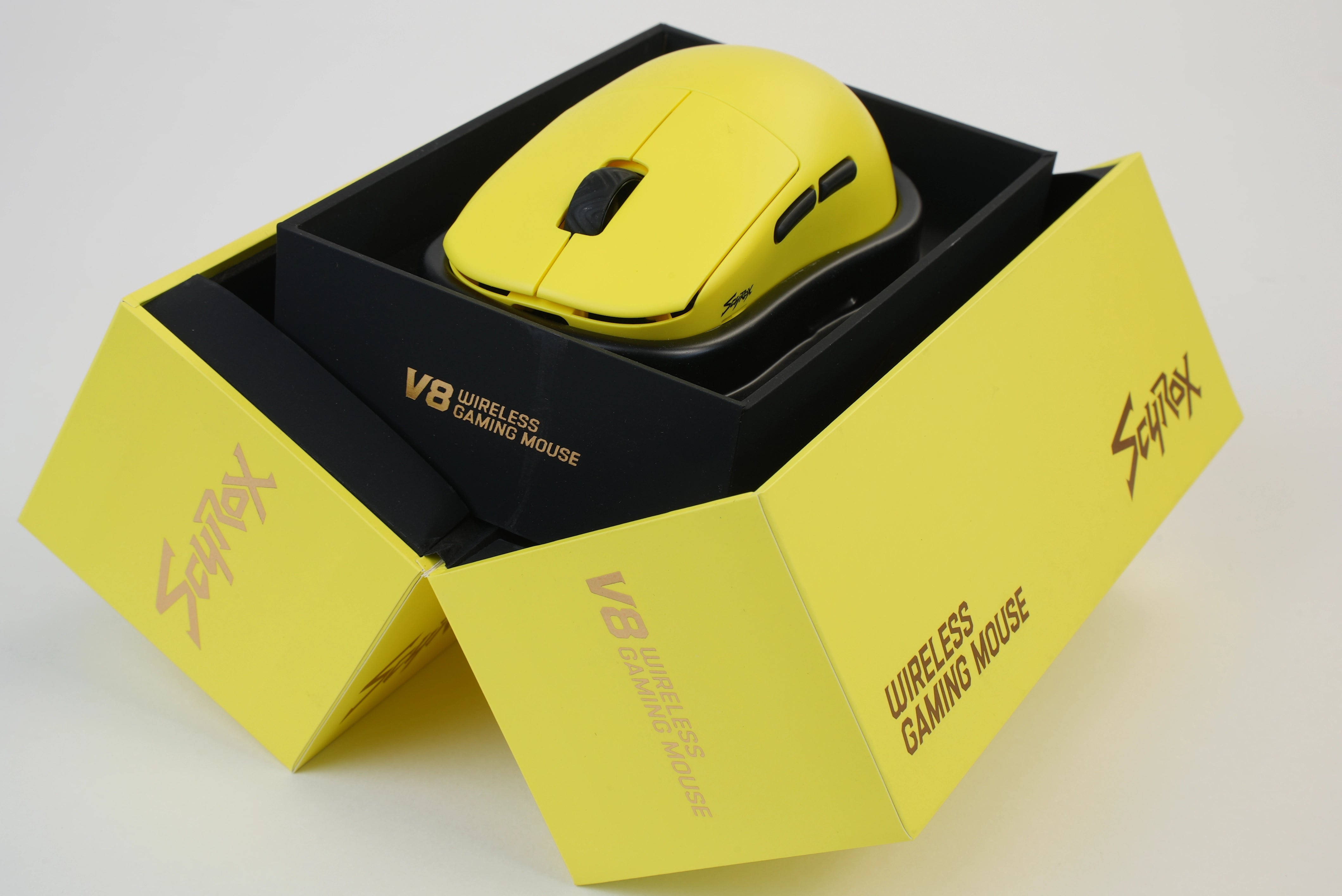 Scyrox V8 Wireless Mouse